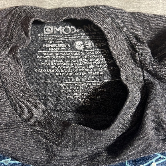 Mojang Youth Minecraft Constellation Stars Shirt Size XS - Picture 4 of 5